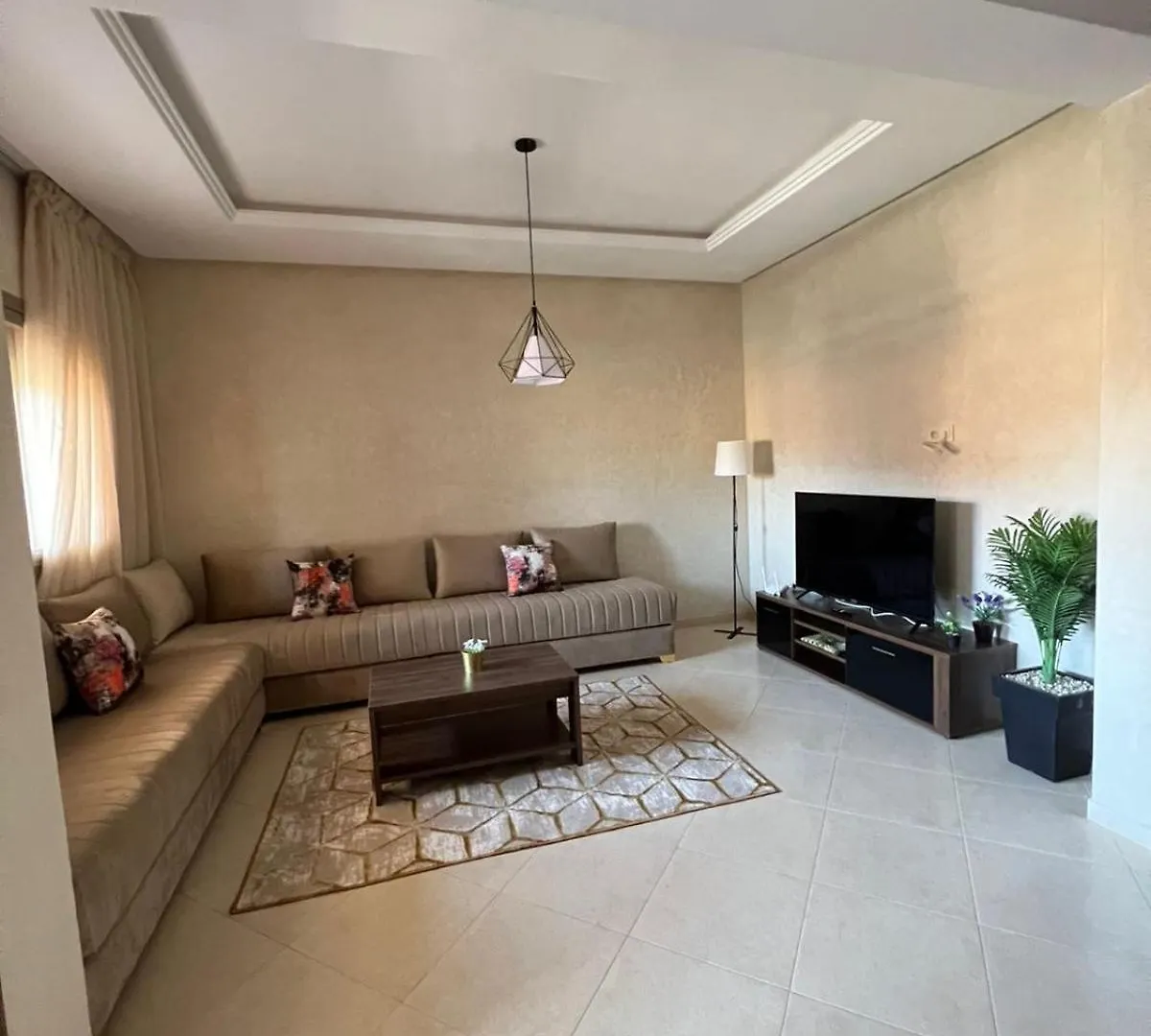 Appartement Raffine Avec Piscine Au Centre Ville Marrakesh 0*,  Morocco